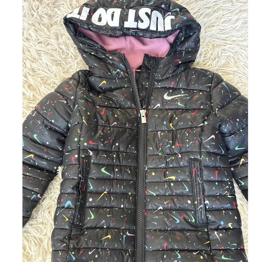 Nike Toddler Girls‎ Black Multi-Color Swoosh Puffer Jacket Hooded 2T Just Do It